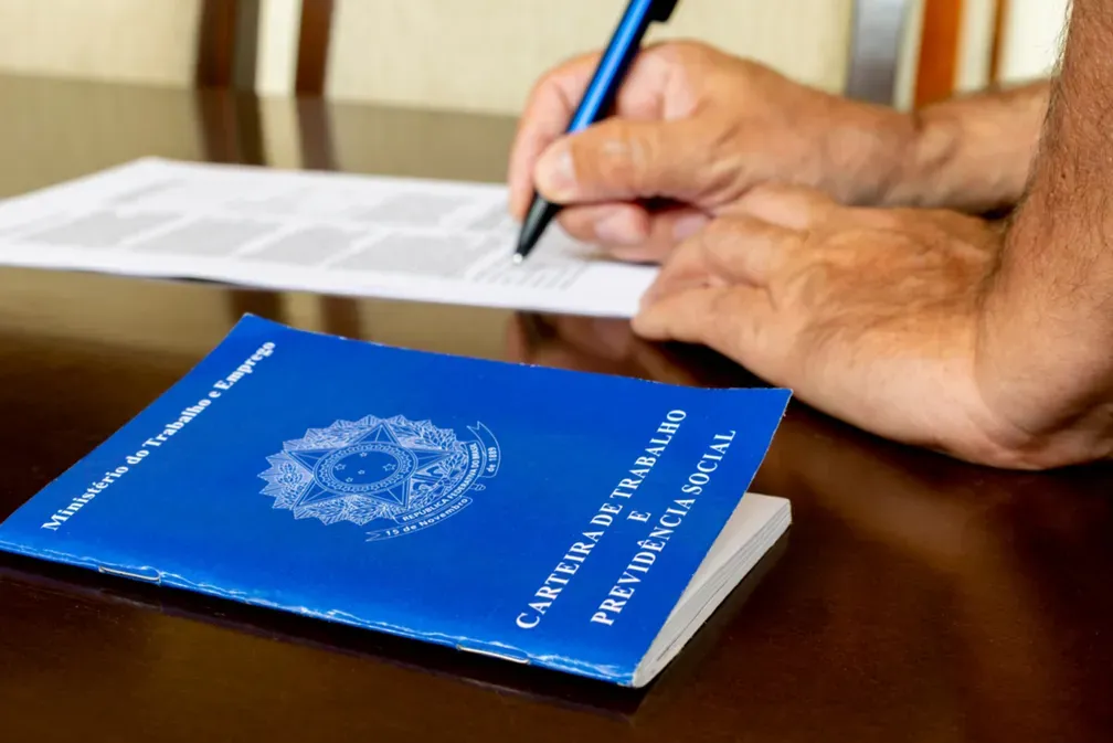 Fim da escala 6x1 é debatido hoje na Câmara dos Deputados sob expectativa de projeto do governo