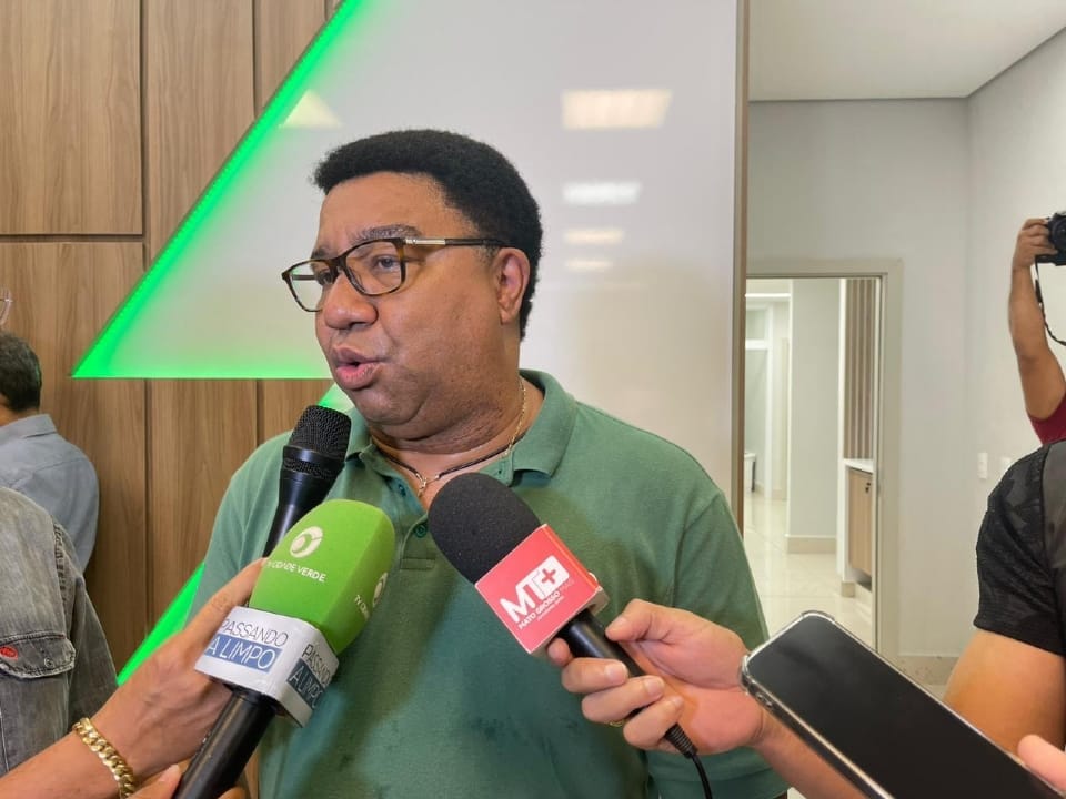 Justiça condena Rubens e médica a pagarem R$ 700 mil à Unimed