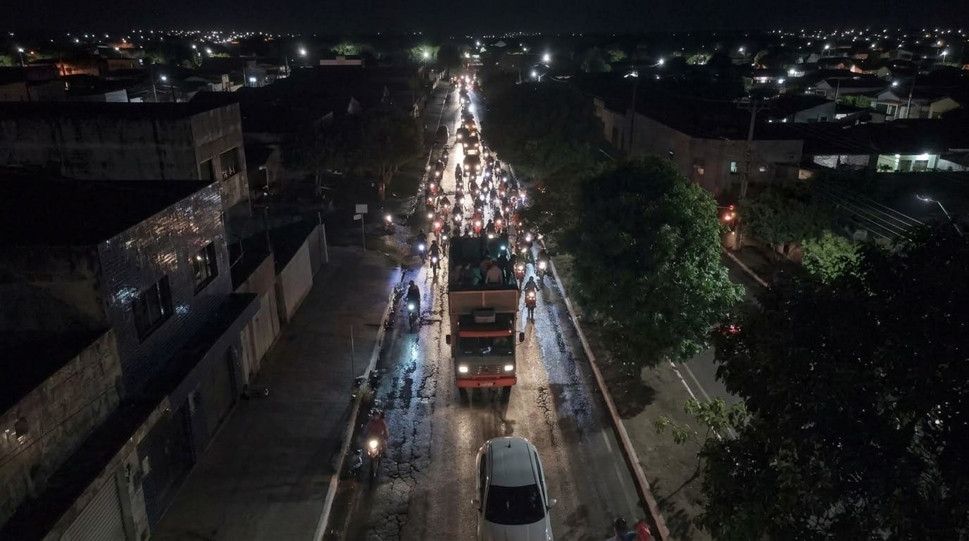 Mais de 2 mil veículos vão pras ruas de Barra do Bugres em carreata de Chico Guarnieri
