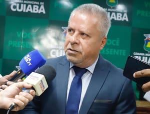 “Estava com saudade”: Chico 2000 retorna à Câmara após decisão do TJMT