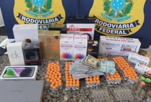 PF prende policial com carga de 'mounjaro paraguaio', perfumes e eletrônicos sem nota fiscal